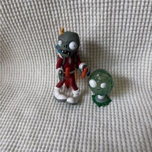 Plants vs Zombies Jetpack Zombie and Infi-nut figure lot 2015